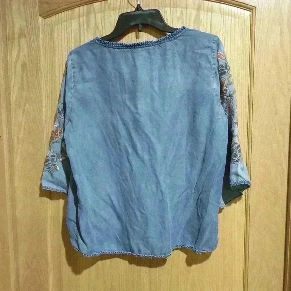 Blue Rain S tencel denim blouse embroidered sleeve floral tie front - Picture 1 of 8
